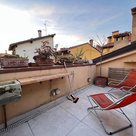 Margherita Apartment W/ Terrace โบโลญญา ภายนอก รูปภาพ